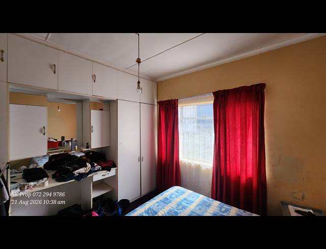3 BEDROOM FREESTANDING FOR SALE IN RAISETHORPE